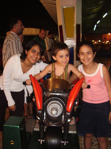 mon p'tit cousin sur la moto...